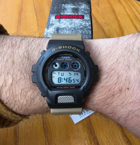 Casio g-shock dw-6900tu