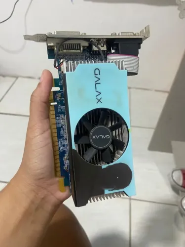 PLACA DE VÍDEO GALAX GTX 750 Ti - PARA RETIRADA DE PEÇAS / REPARO