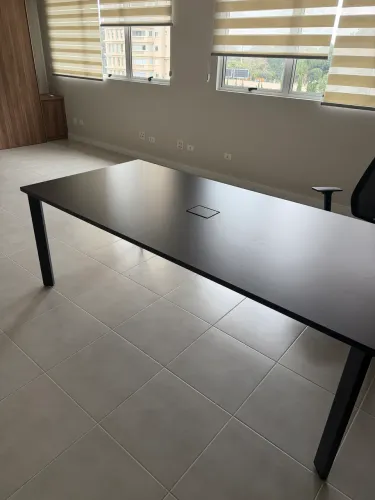 Mesa de reunião