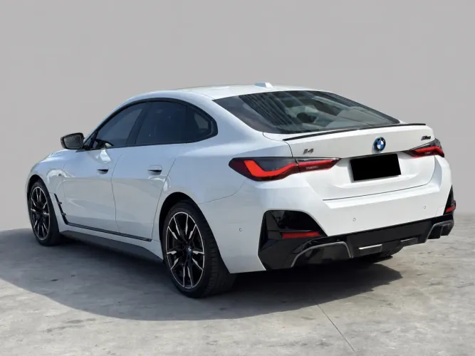 BMW i4 M50 (elétrico) 2023