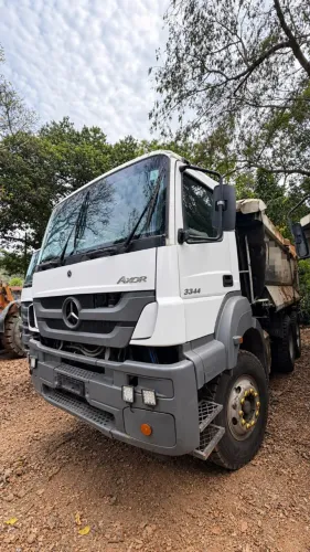 MB AXOR 3344 ANO 2022 CAÇAMBA BASCULANTE (REPASSE )