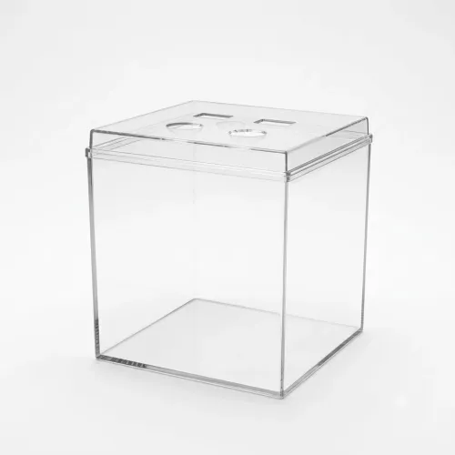 Pote acrílico 7.8 litros.