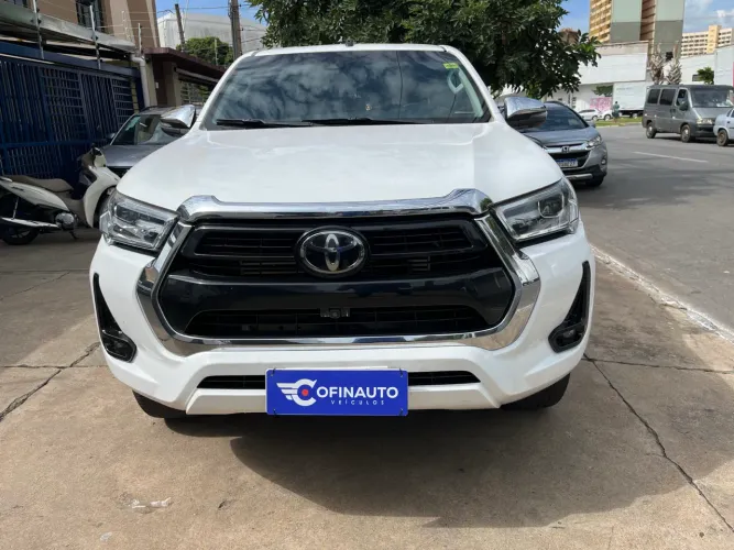 Toyota Hilux CD SRX 4X4 2.8 TDI 16V Diesel Aut. 2022