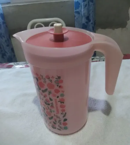 LINDA JARRA TUPPERWARE 