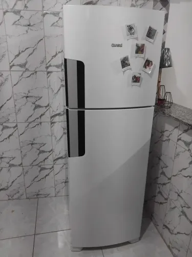 Geladeira com pouco tempo de uso