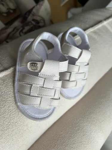 Sandália branca infantil menino
