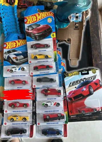 Coleção de Ferrari hotwheels