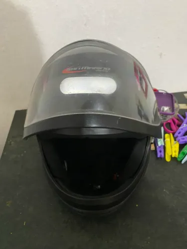 Capacete
