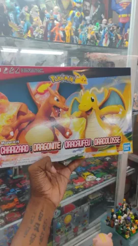 Plastic Model Kit - Pokémon Charizard e Dragonite