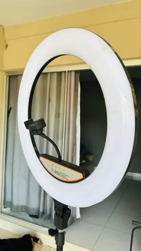 Ring light