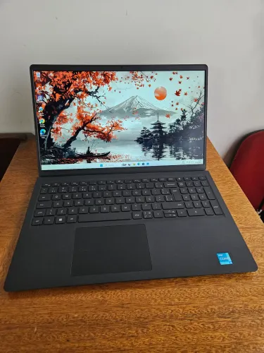 Notebook Dell inspiron 15 i3 12° 16 ram 512 ssd