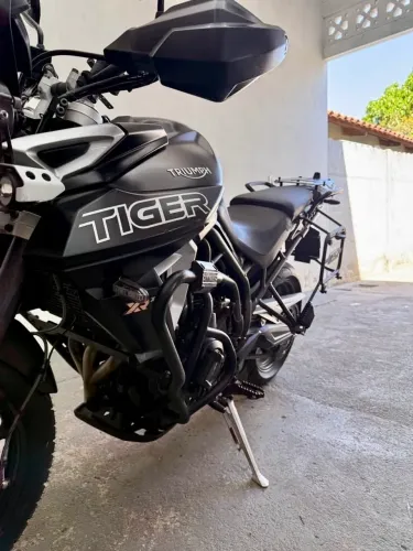 TIGER 800 XRX