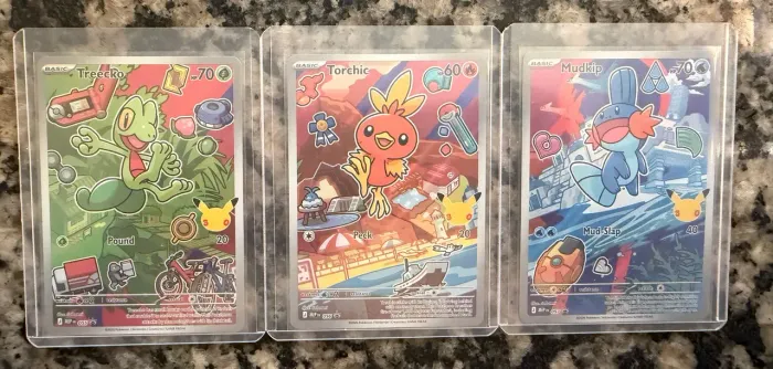 Cartas Promo Pokémon TCG Parceiros Iniciais Series 2 - Treecko, Torchic e Mudkip (Inglês)