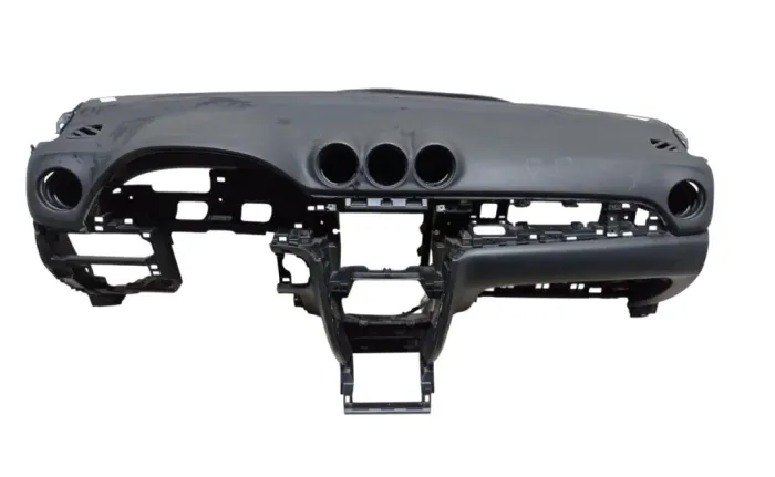 Capa Painel Suzuki Vitara 1.6 2019 2020 7311086r15pk Preto