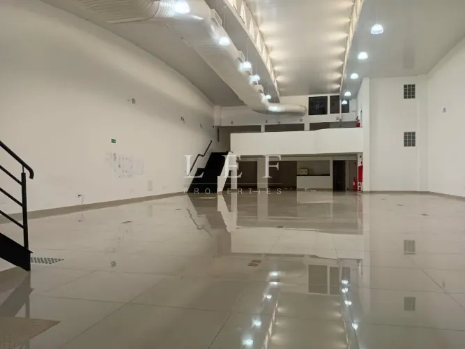 Loja para alugar em Moema;