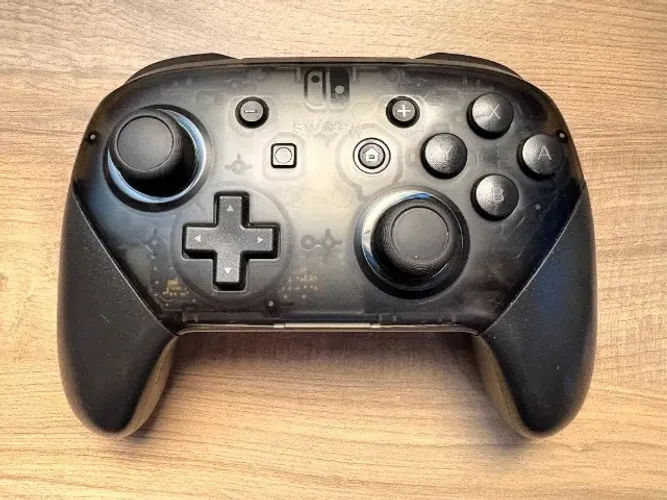 Controle Nintendo Switch Pro Controller