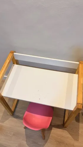 Mesa escrivaninha infantil