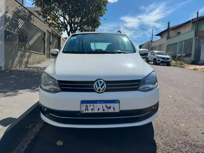 Volkswagen Spacefox 1.6/ 1.6 Trend Total Flex 8V 5P 2014
