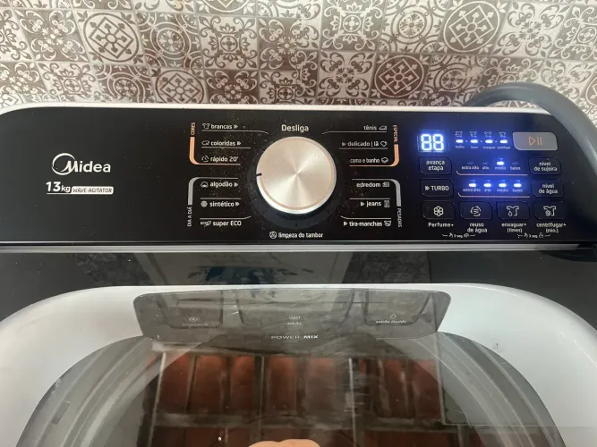 Máquina de lavar Midea 13kg