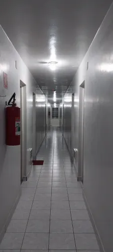 ALUGA-SE KITNET NO BAIRRO OCIAN