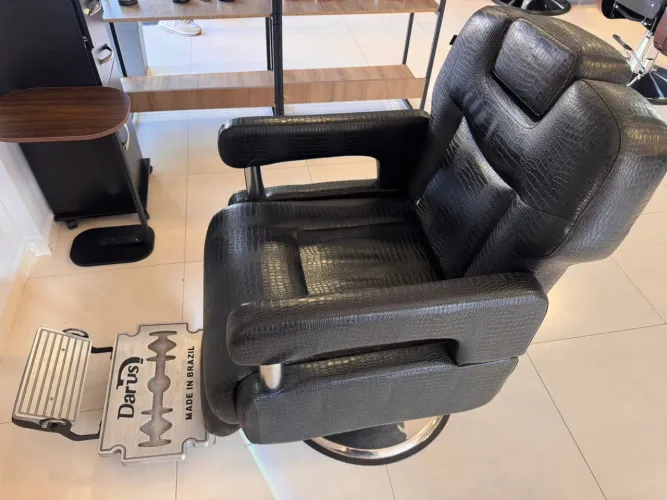 CADEIRA BARBEIRO DARUS PREMIUM
