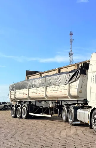 Carreta caçamba basculante 2021 