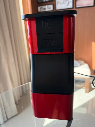 Cafeteira três corações