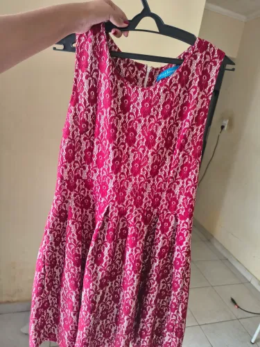 Vestido renda vermelho M/G