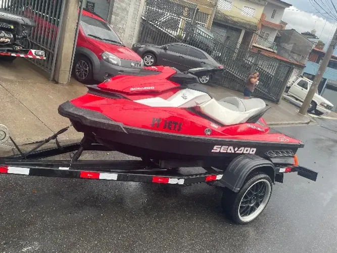 Jet sky zerado 252 horas - GTS 2012 + carretinha aro 17