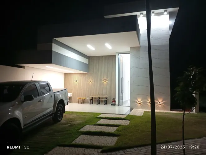 A.L.U.G.O Linda casa Condomínio Splendido em Uberlândia 