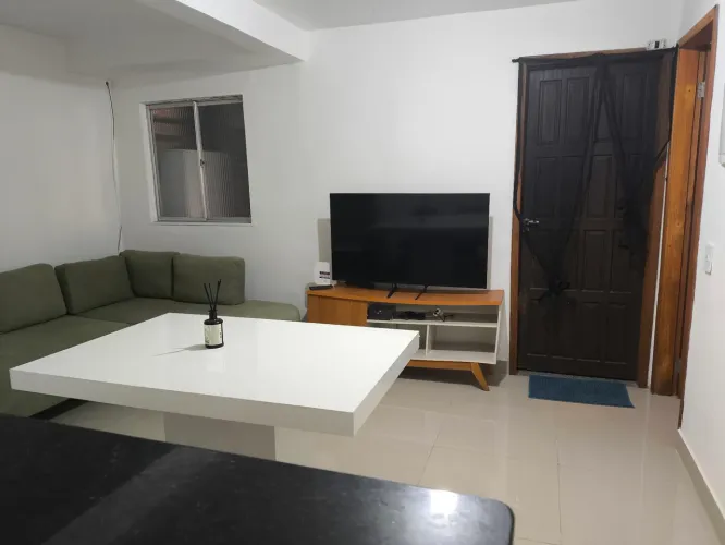 Alugo casa 3 quartos em Botafogo 