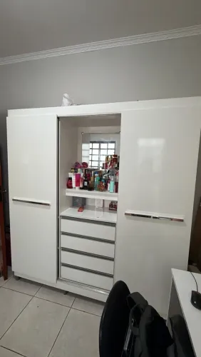 guarda roupa