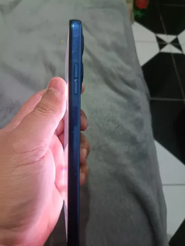 Celular g15 128g único dono foi usado nem dois meses