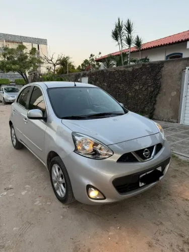 Nissan March SV 1.6 16V Flexstart 5P Mec. 2017