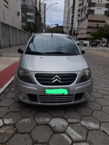Citroen C3 GLX 1.4/ GLX Sonora 1.4 Flex 8V 5P 2012