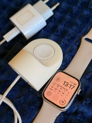 Apple Watch Series 9 (GPS) 41 mm - Impecável | Completo