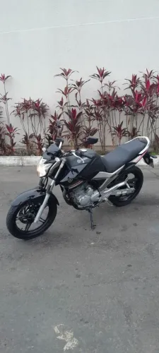 Ótima moto, toda revisada. Tudo em dias esse motor é o famoso motor que não quebra.