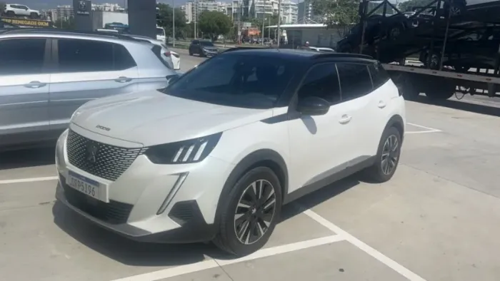 Peugeot E-2008 5P Aut. (elétrico) 2023