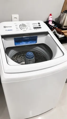 Vendo máquina de lavar seminova 15 kg Electrolux