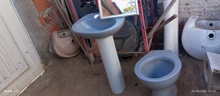 vaso sanitário ? coluna 'pia e espelho