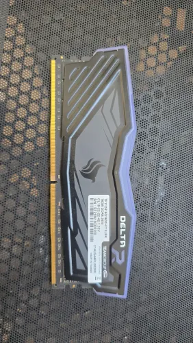 Memória DDR4 Delta 3600MHz