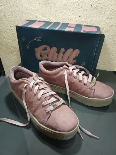 Sapato da cor rosa