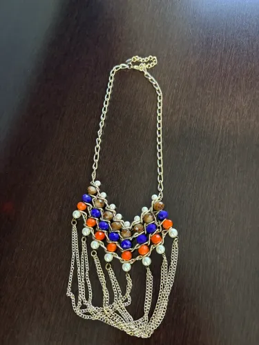 Maxi colar com pedras coloridas