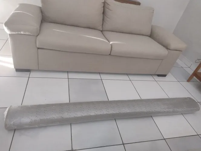 Sofá 2 lugares, tapete extra grande (novos)
