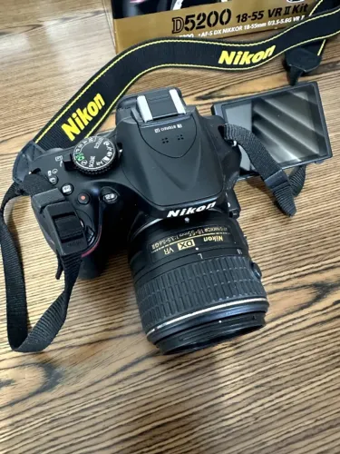 Nikon D5200 18-55mm VR II Kit - Super conservada