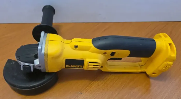 Esmerilhadeira Angular Dewalt a Bateria DC411 18v