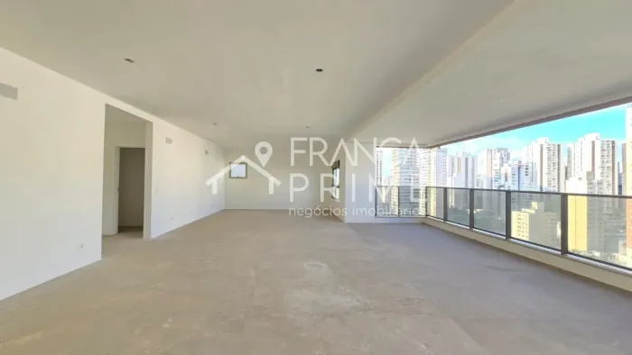 Apartamento à venda em Perdizes - 223m² - 3 Suítes - 4 vagas