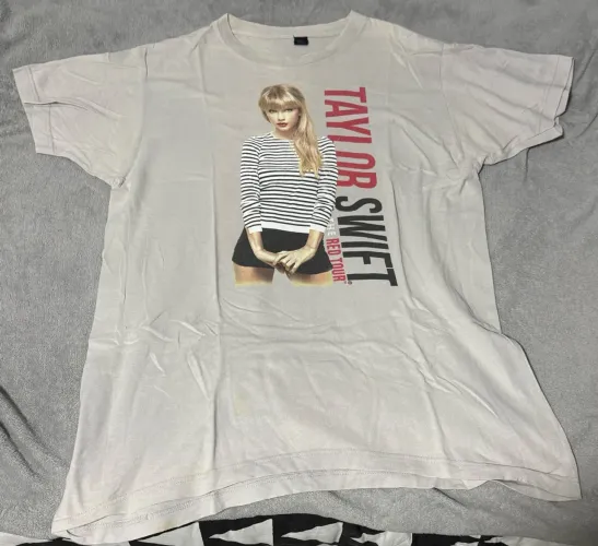 Camiseta Taylor Swift Red Tour