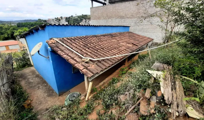 Casa a venda em UBA oportunidade