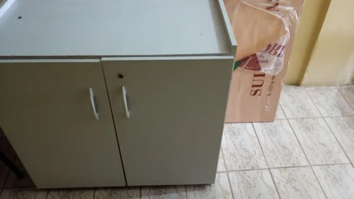 Vende_se móveis de escritório 
